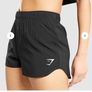 gymshark essential loose training shorts